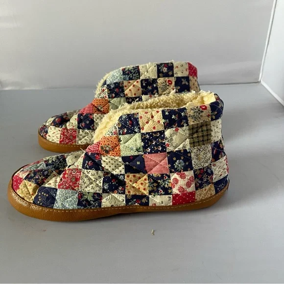 Cozy Patchwork Slippers with Yellow Lining - Picture 3 of 7
